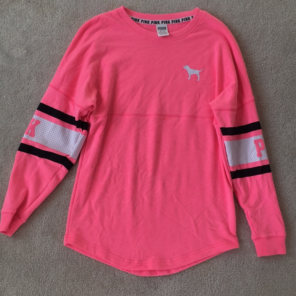 Long sleeve sweatshirt